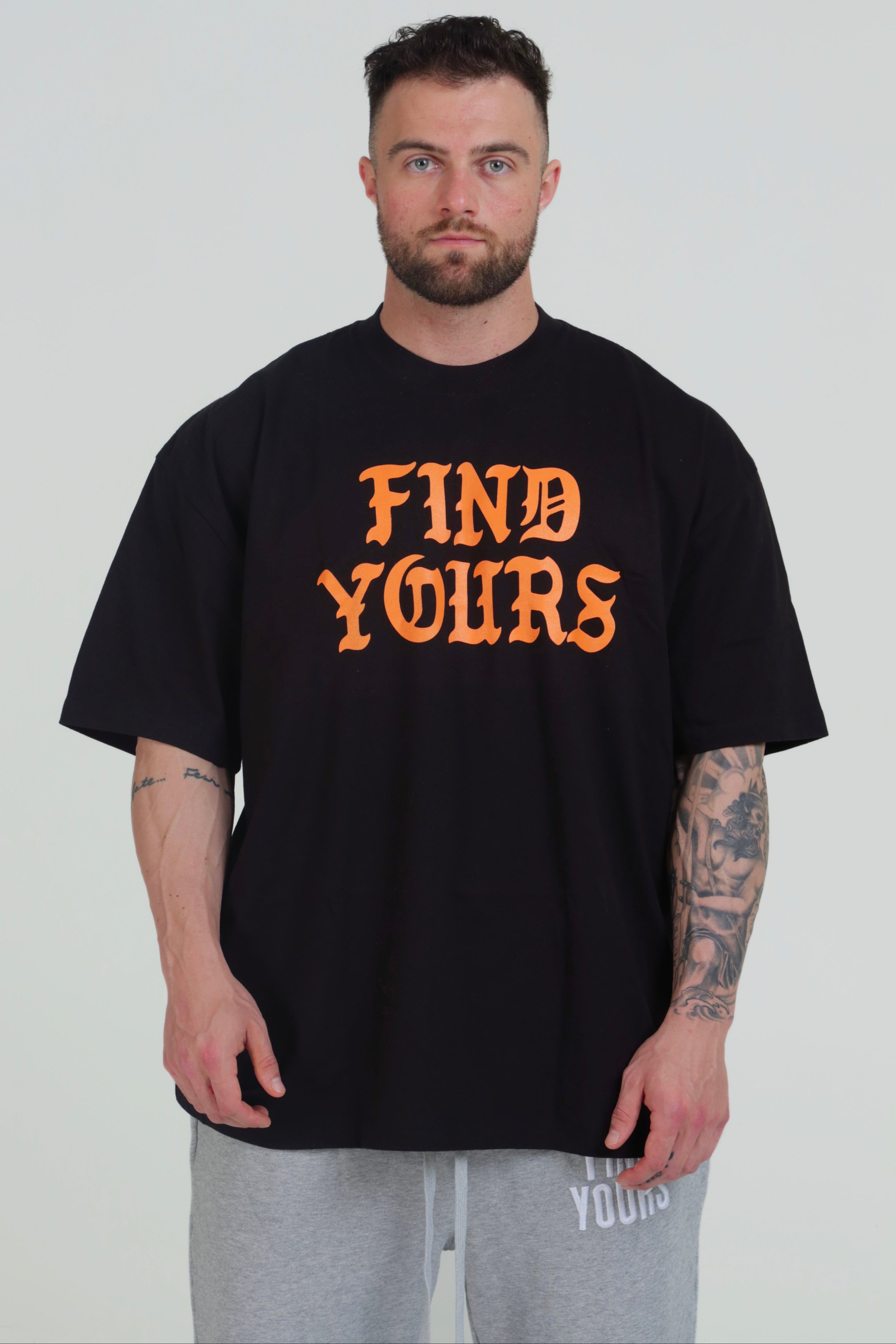 Heavyweight "Pablo" Tee Black